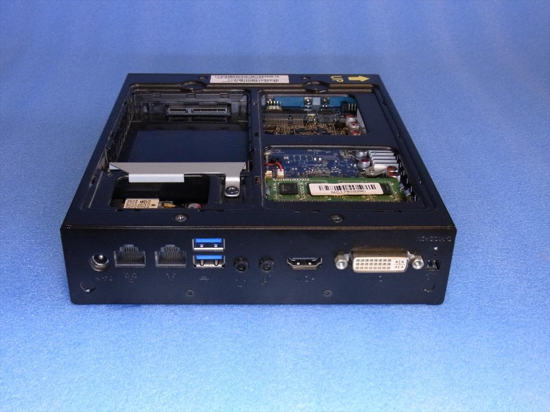 Shuttle DS437 1037U FANレス デュアルLAN ベアボーン