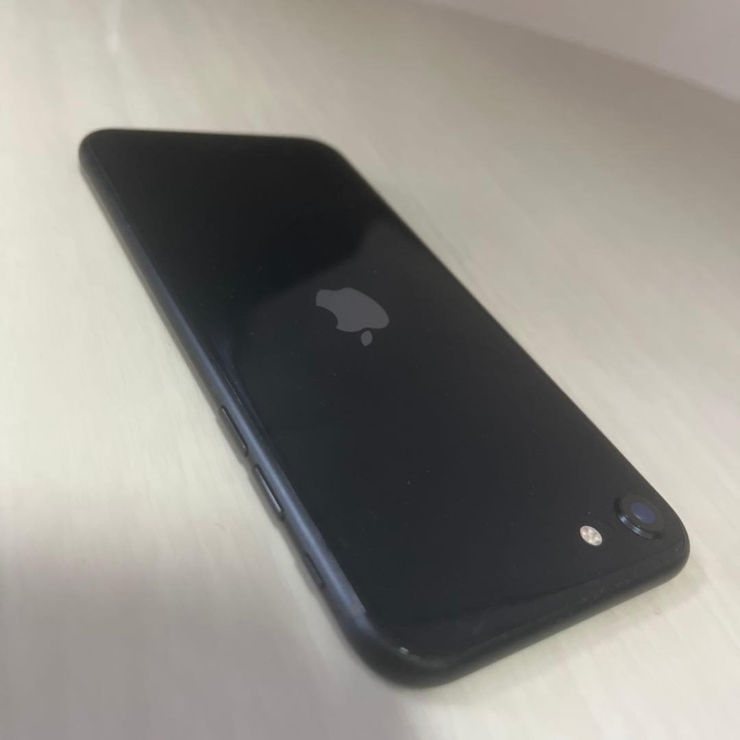 iPhone SE 第3世代 64GB SIMフリー MMYC3J/A　本体