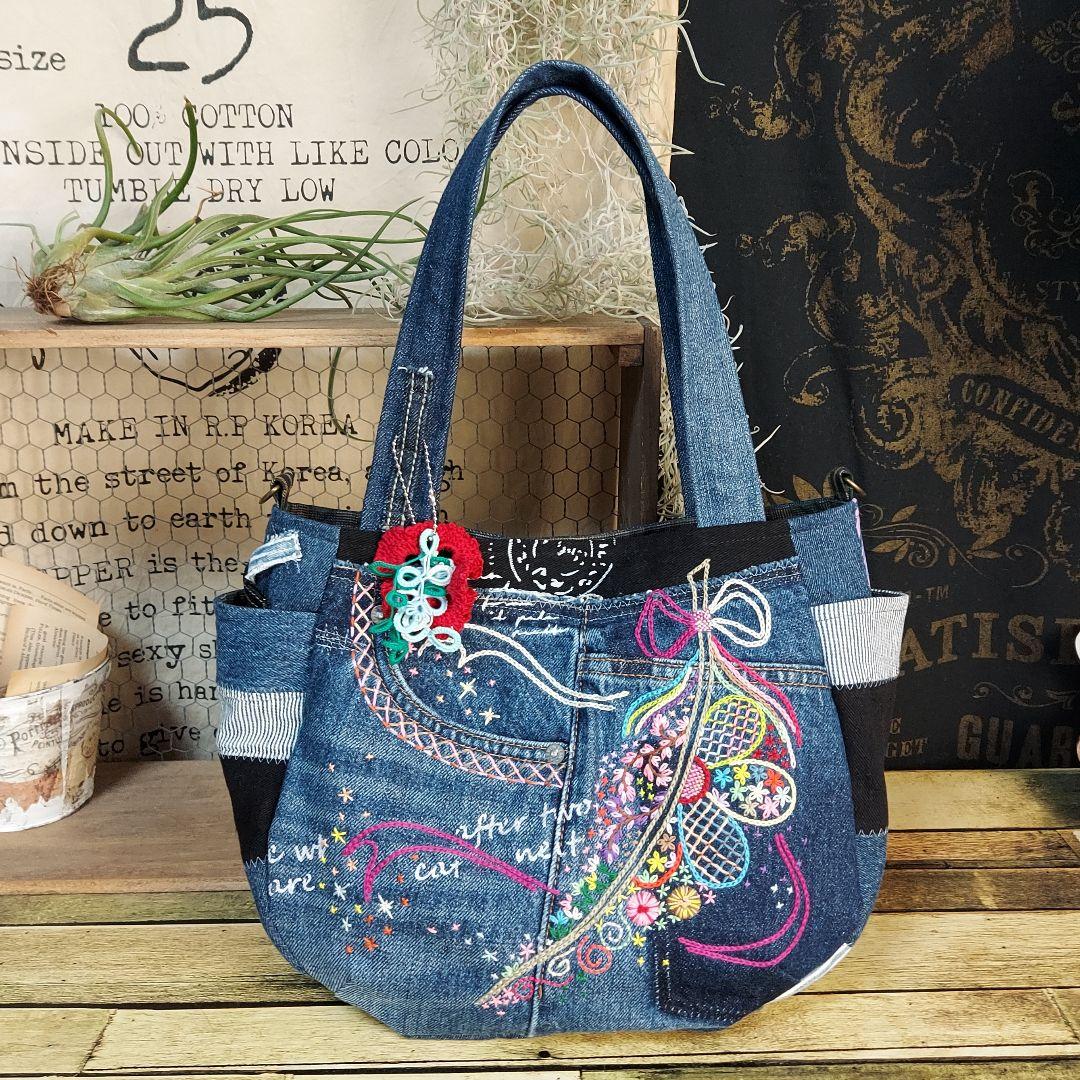 刺繍デニムバック　No.649　デニムリメイク　チューリップバック　丸いバック