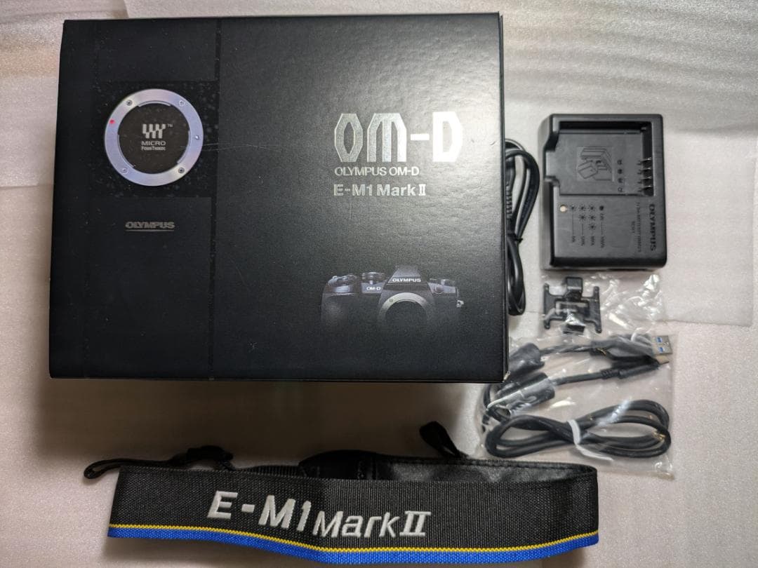 ミラーレス一眼　OLYMPUS OM-D EM-1 MarkⅡ ボディ