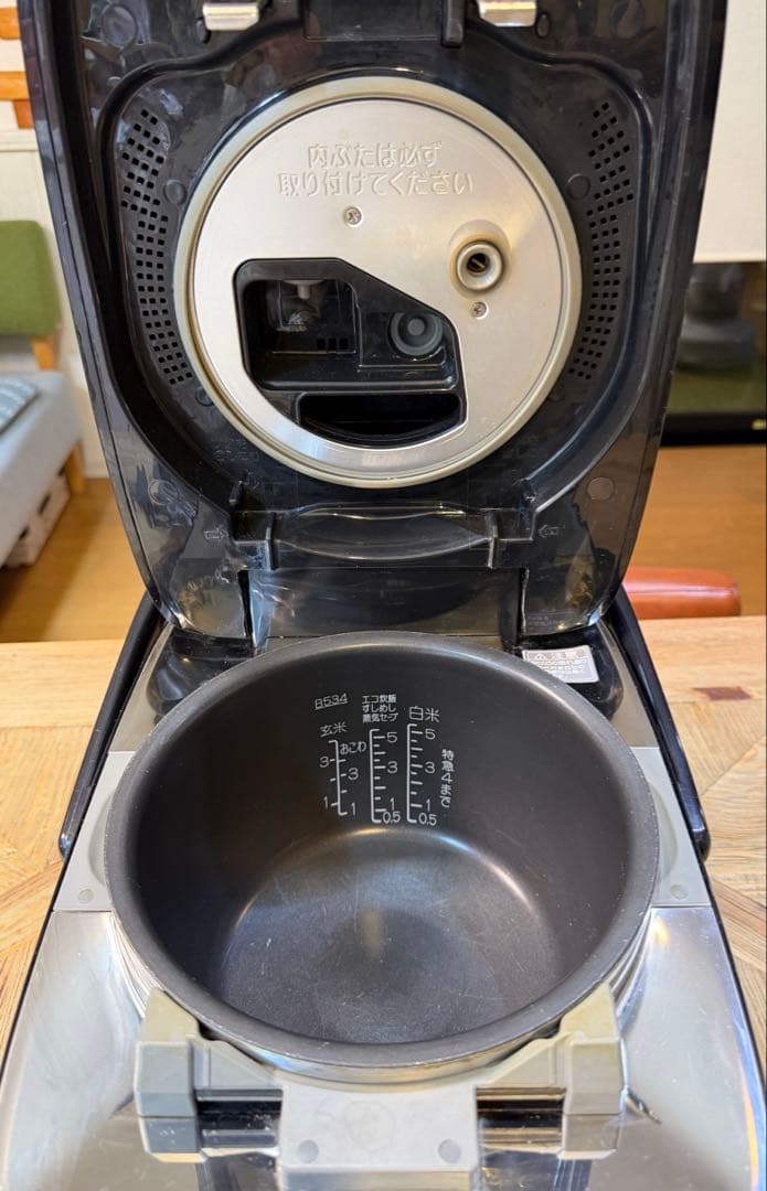 本日限定！象印 NW-KB10-BZ 炎舞炊き 炊飯ジャー 5.5合 黒漆