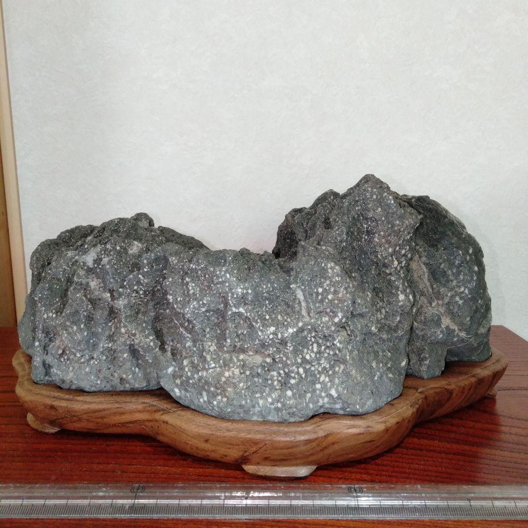 立派な水石　紫壇台付き　大型　１個