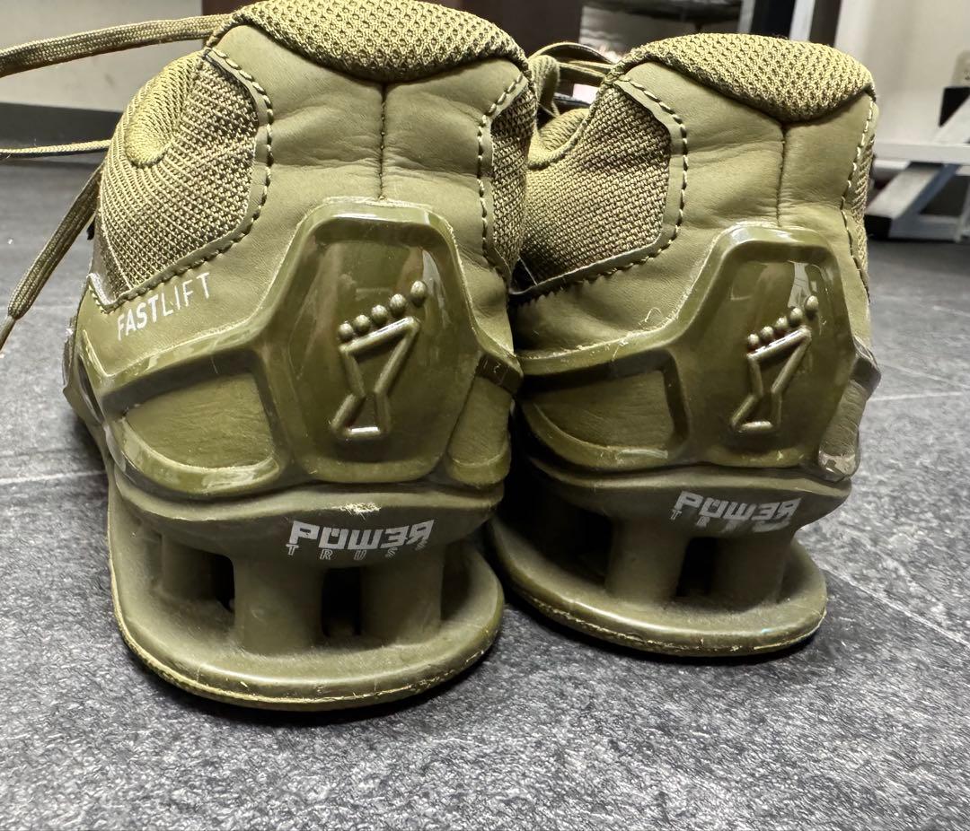 inov-8 イノヴェイト トレーニングシューズ カーキ 26.5