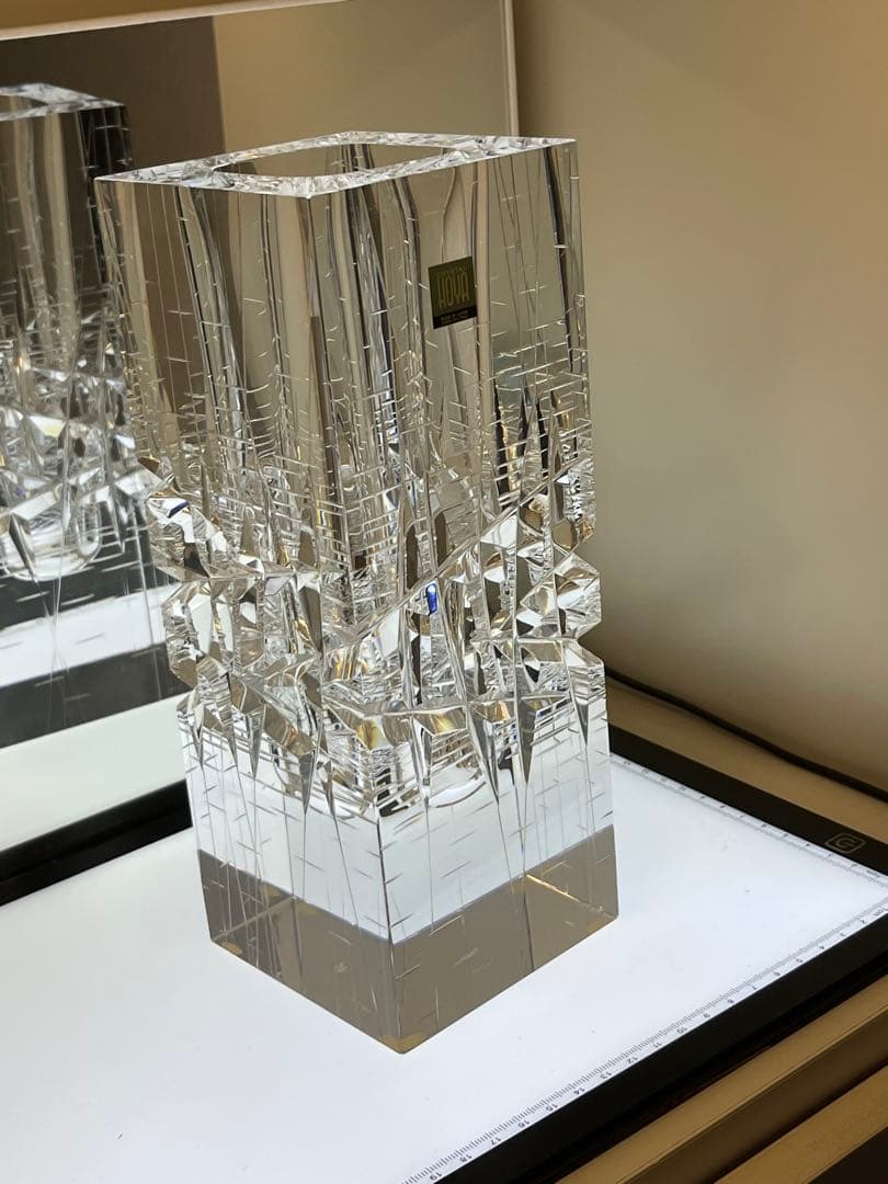 HOYA クリスタル　佐々木文夫　花瓶　フラワーベース　　最高級　貴重　中古品