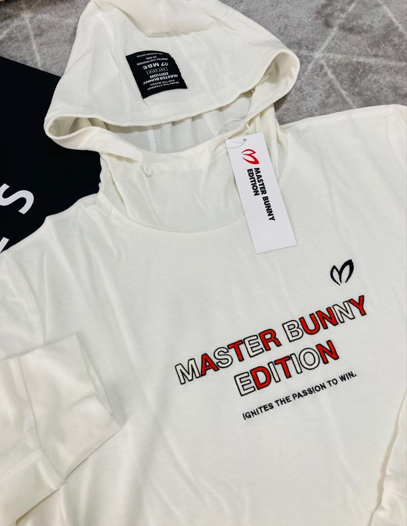 新品 パーリーゲイツ マスターバニー ベアスムース フーディ(5)サイズL/白