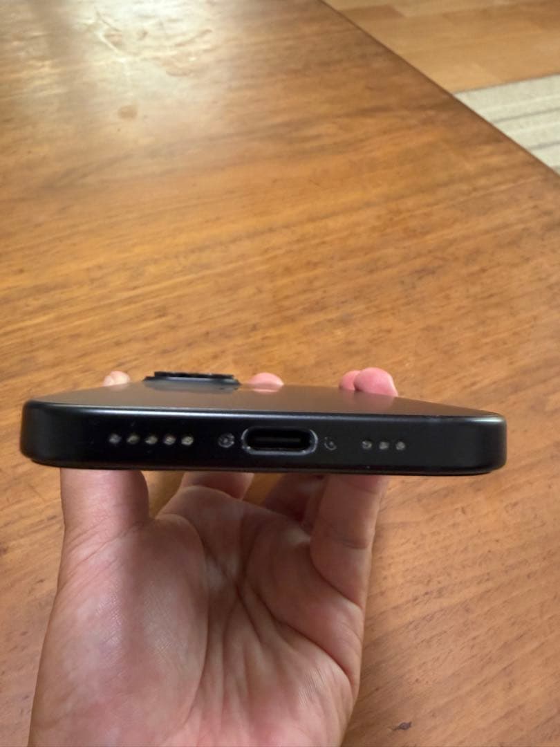 iPhone 15 128GB ブラック SIMフリー