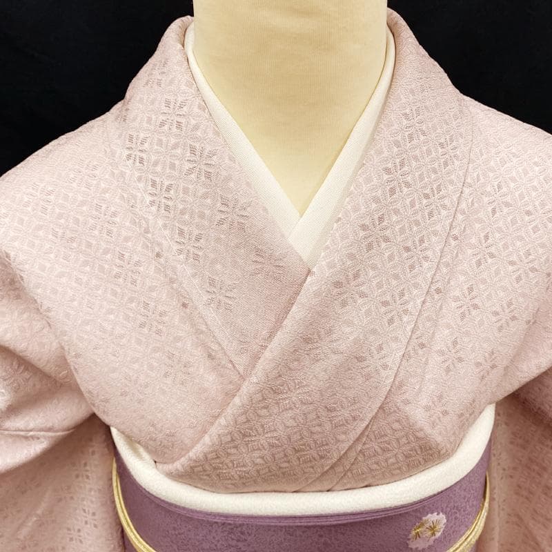 601mi86●BANKANわものや 色無地 くすみピンク 地紋 ストレッチ素材