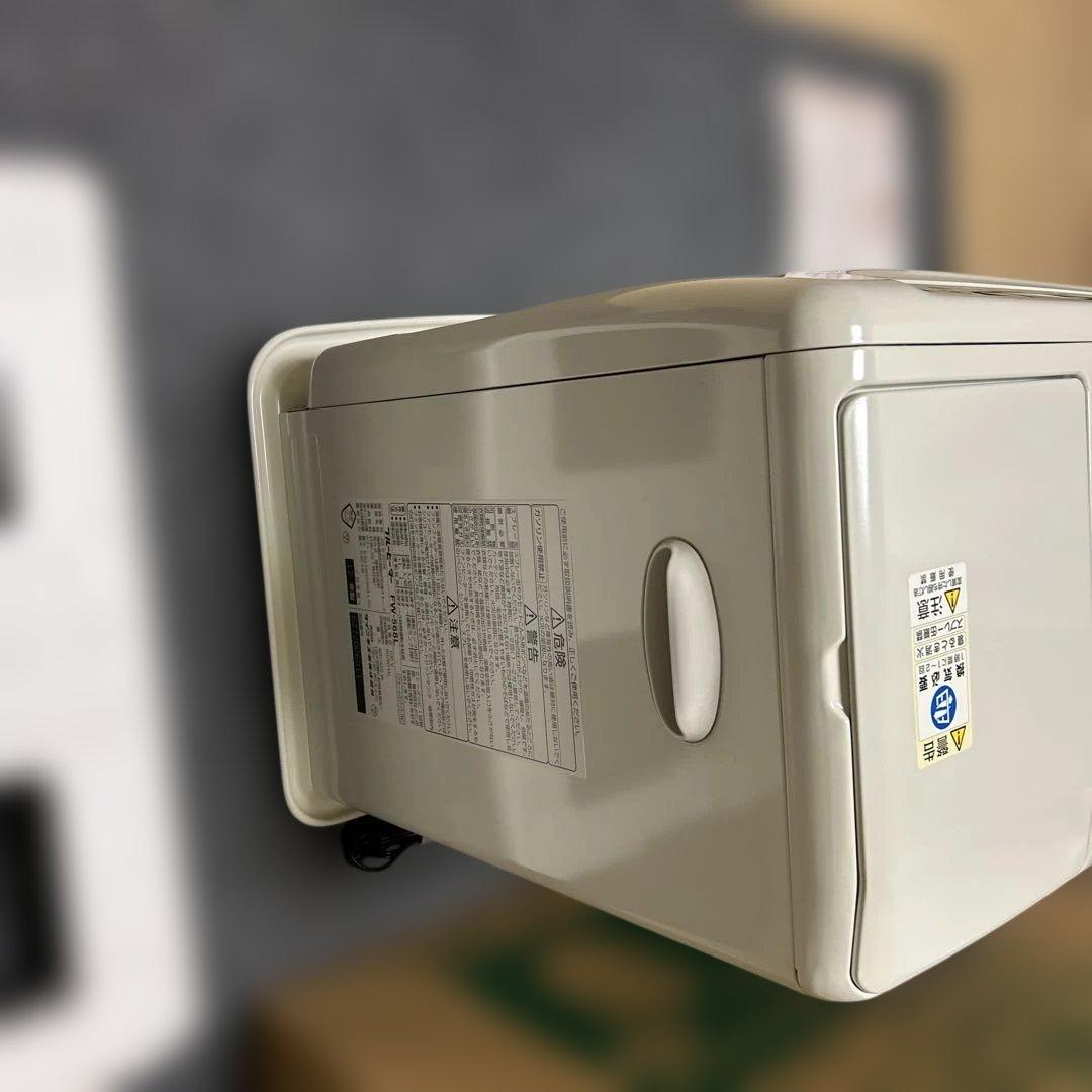 ダイニチ　灯油ストーブ