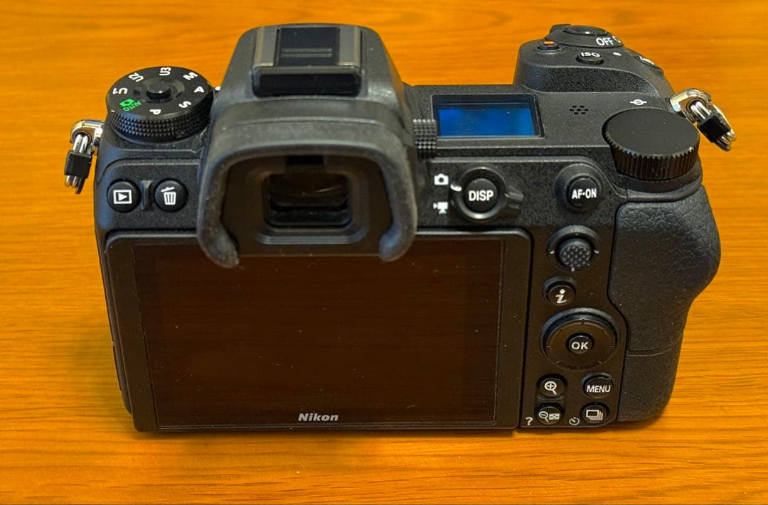 NikonZ6ボディ 1万6千ショット 保証期間 元箱付 XQD(32G)おまけ