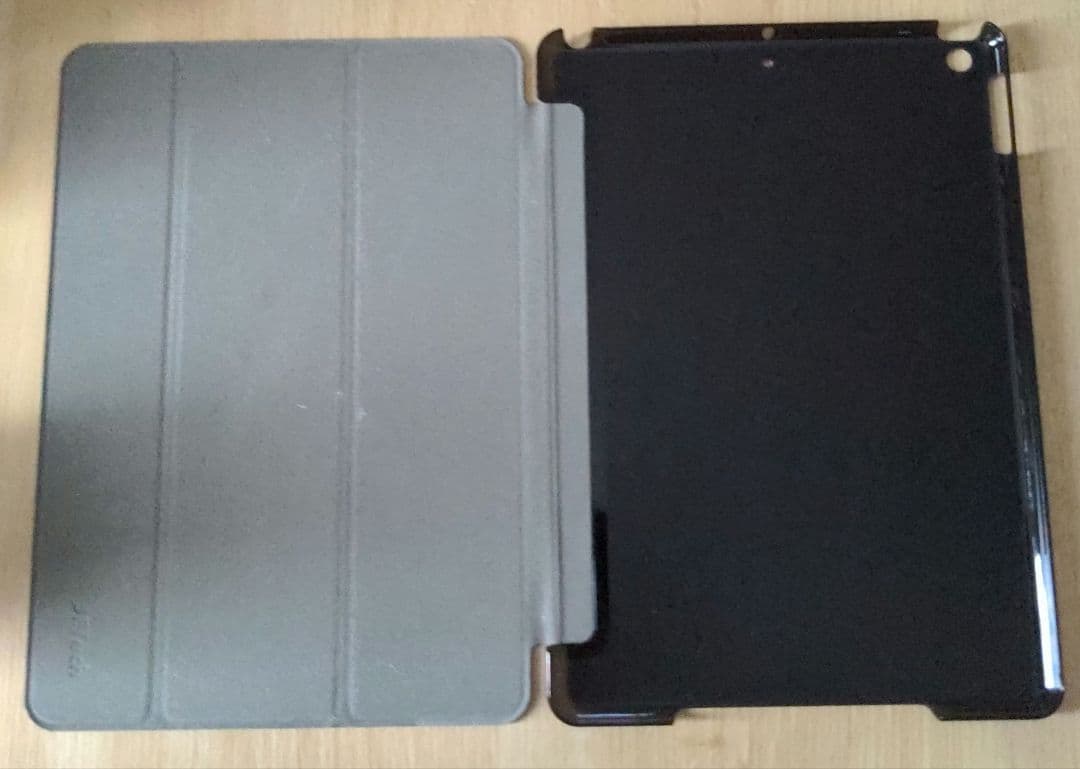 Apple iPad 第7世代 32GB Wi-Fi + Cellularモデル