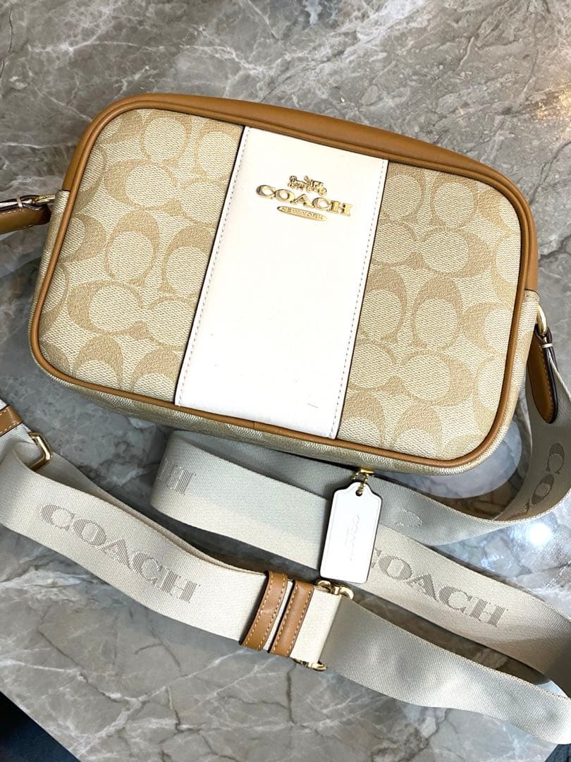 COACH ジェイミー カメラ バッグ・シグネチャー キャンバス・ストライプ