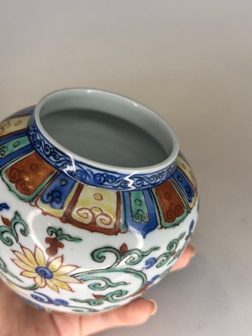 大明嘉靖年製 底款　彩絵　小壺　中国古美術