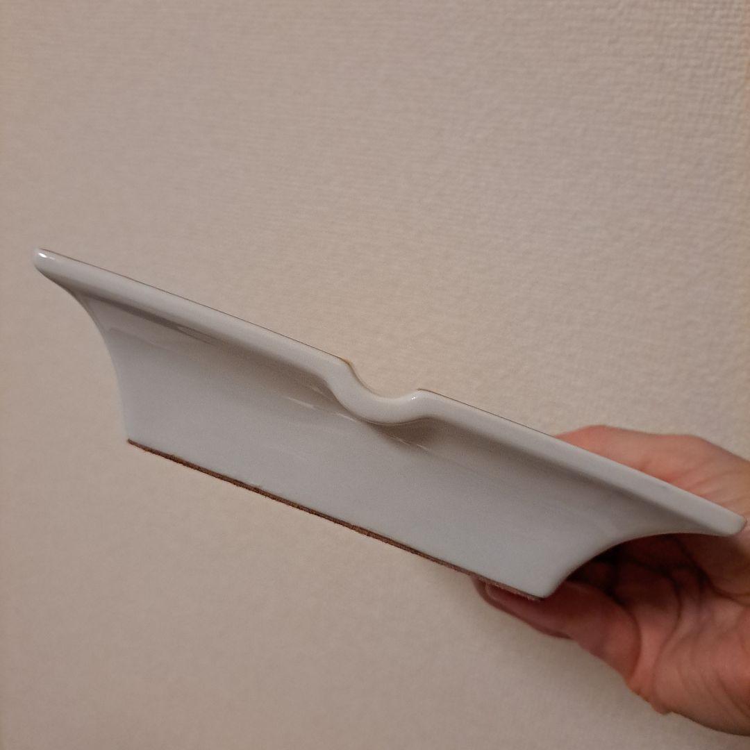 HERMES　羽根デザインの陶器灰皿　アッシュトレイ