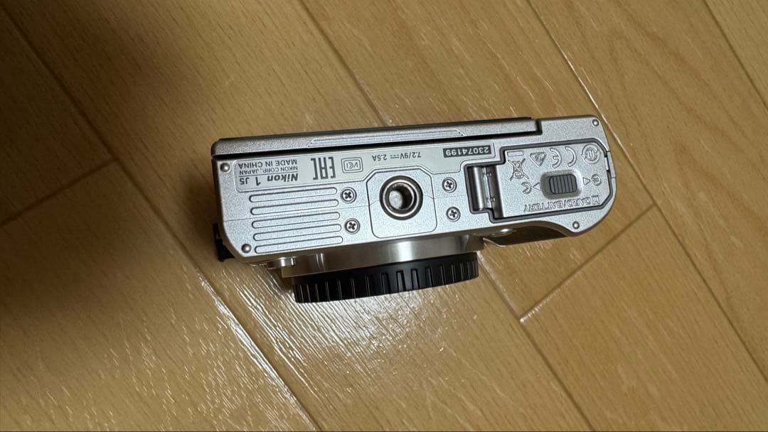 Nikon 1 J5 ダブルレンズキット