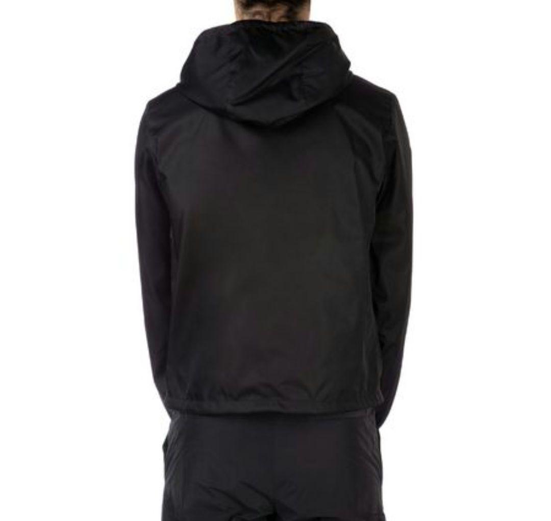 PRADA ナイロンジャケット 三角ロゴ