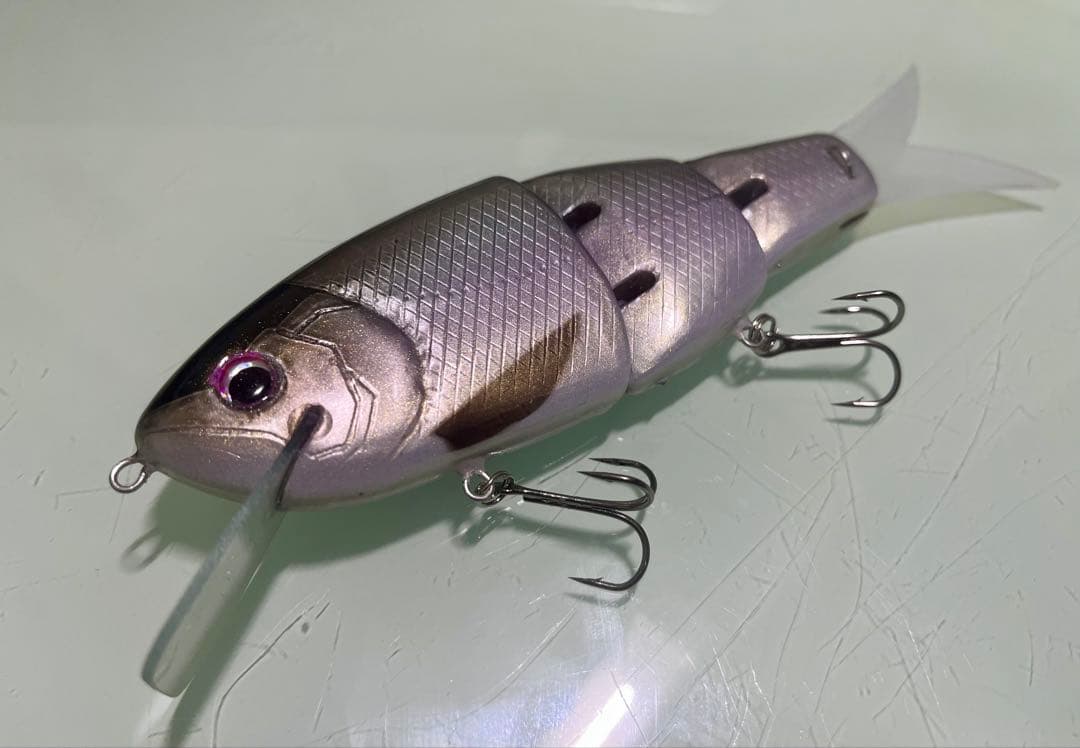 ハンドメイドルアー・３連ギン鮒150Ｆ