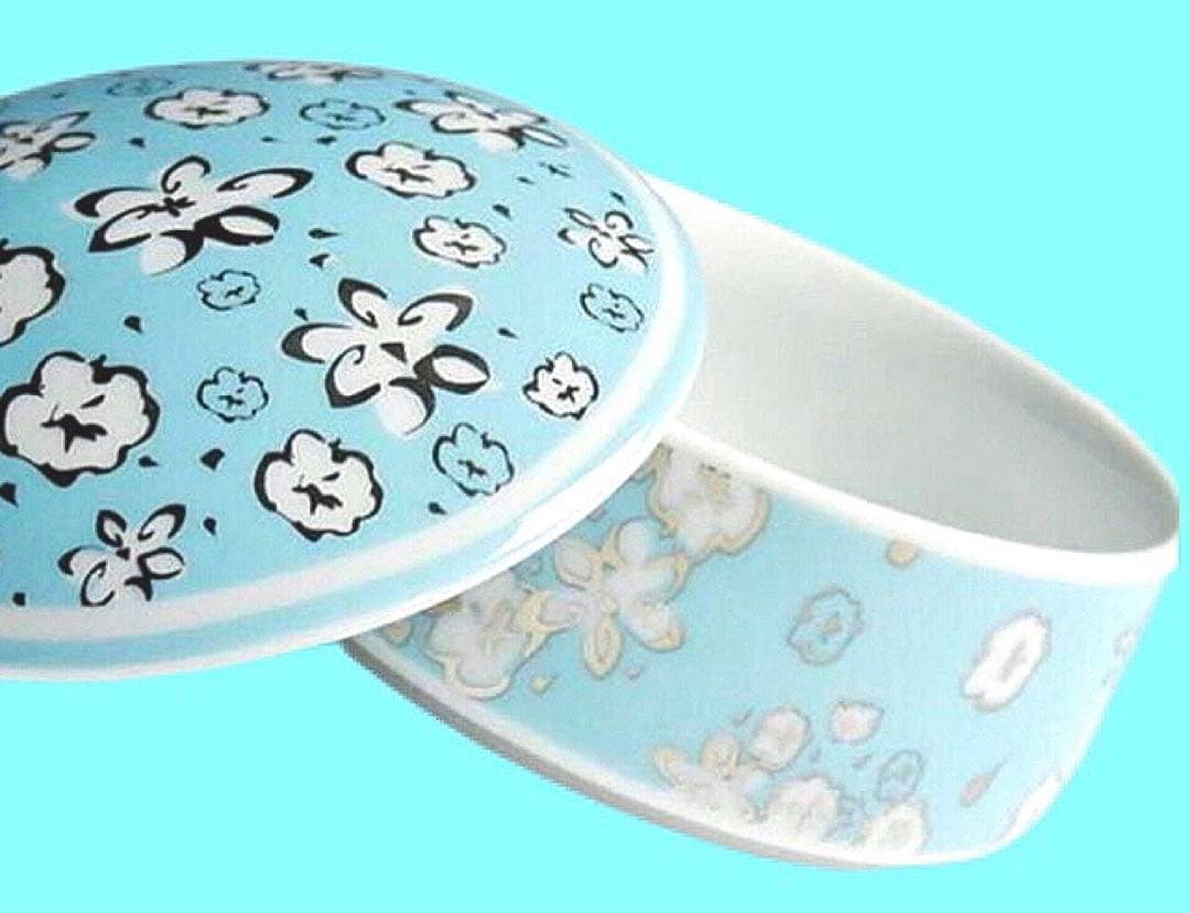 【送料込】TIFFANY プラチナ彩 花模様 小物入れ 直径9.5cm 美品