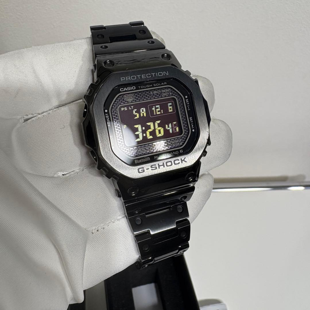 美品 G-SHOCK フルメタル タフソーラー GMW-B5000GD-1JF