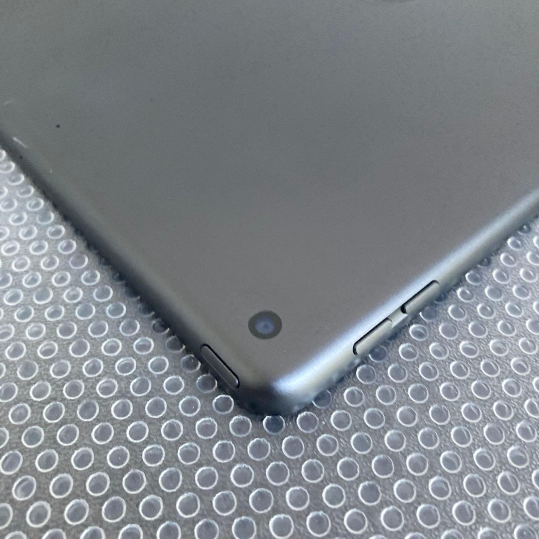3032【早い者勝ち】iPad7 第7世代 32GB WIFIモデル☆