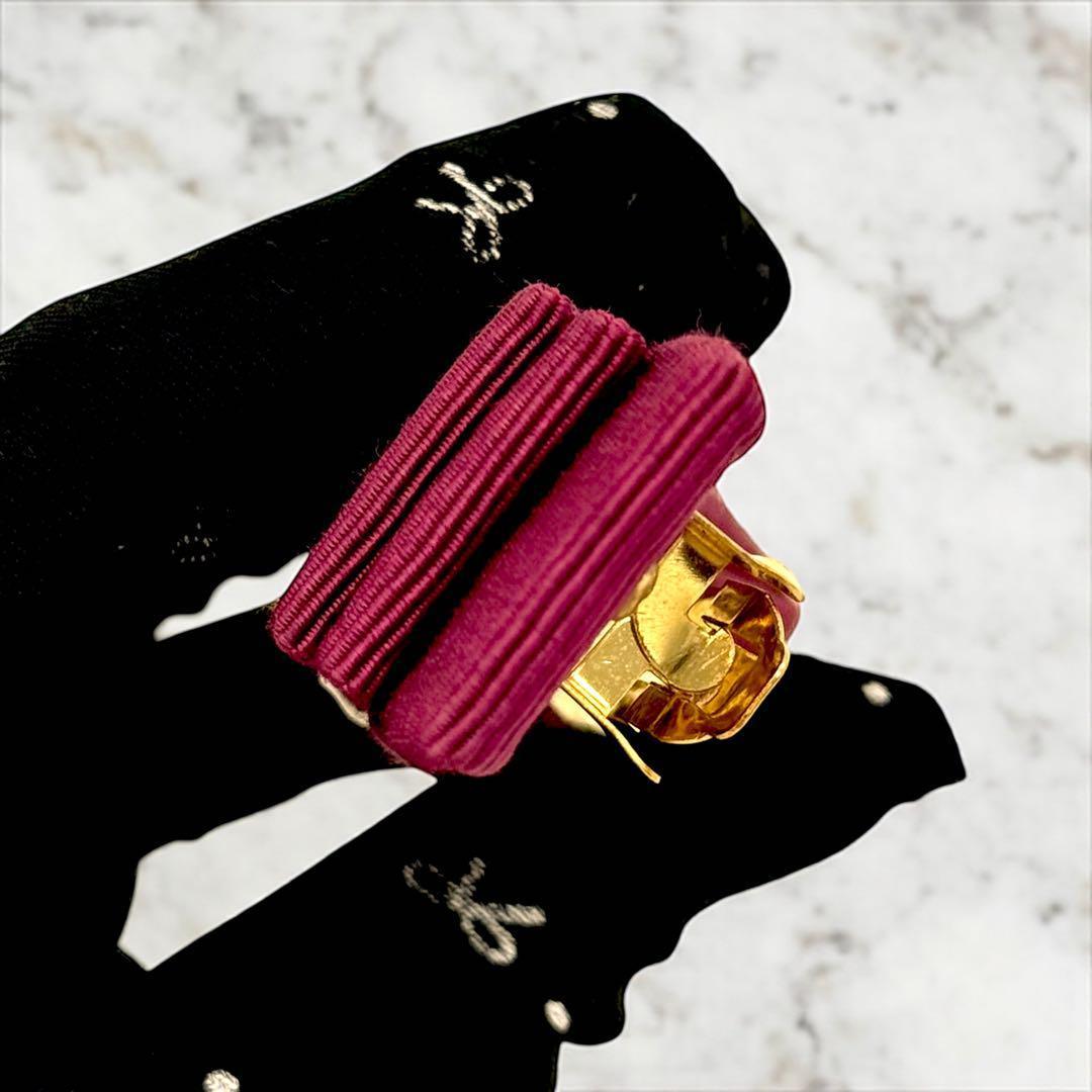 【美品】サルヴァトーレフェラガモ ヴァラリボン バレッタ　レッド　フェラガモ