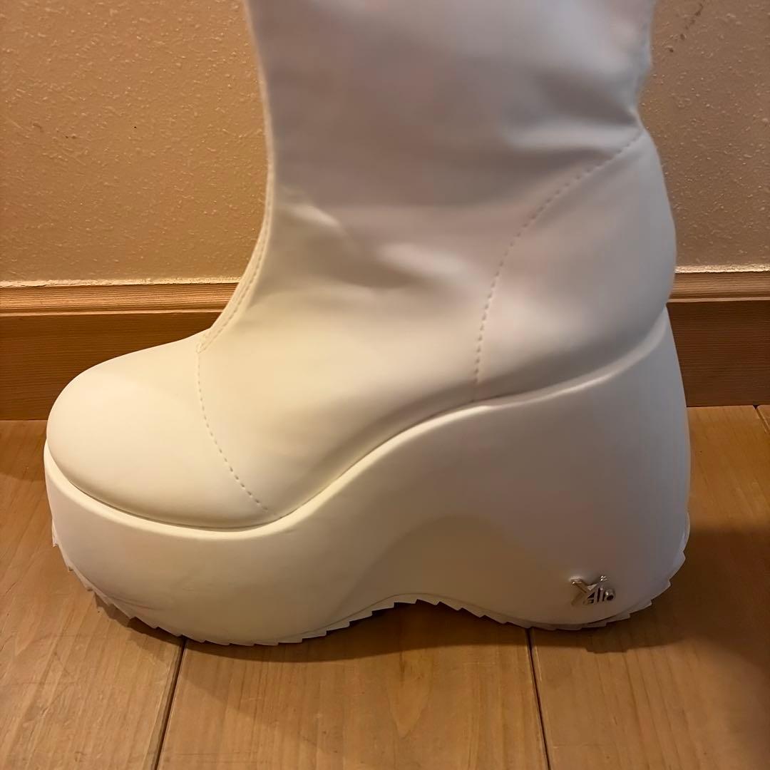 1*7様 24時間限定価格YELLOBONEPLATFORMLONGBOOTSロ