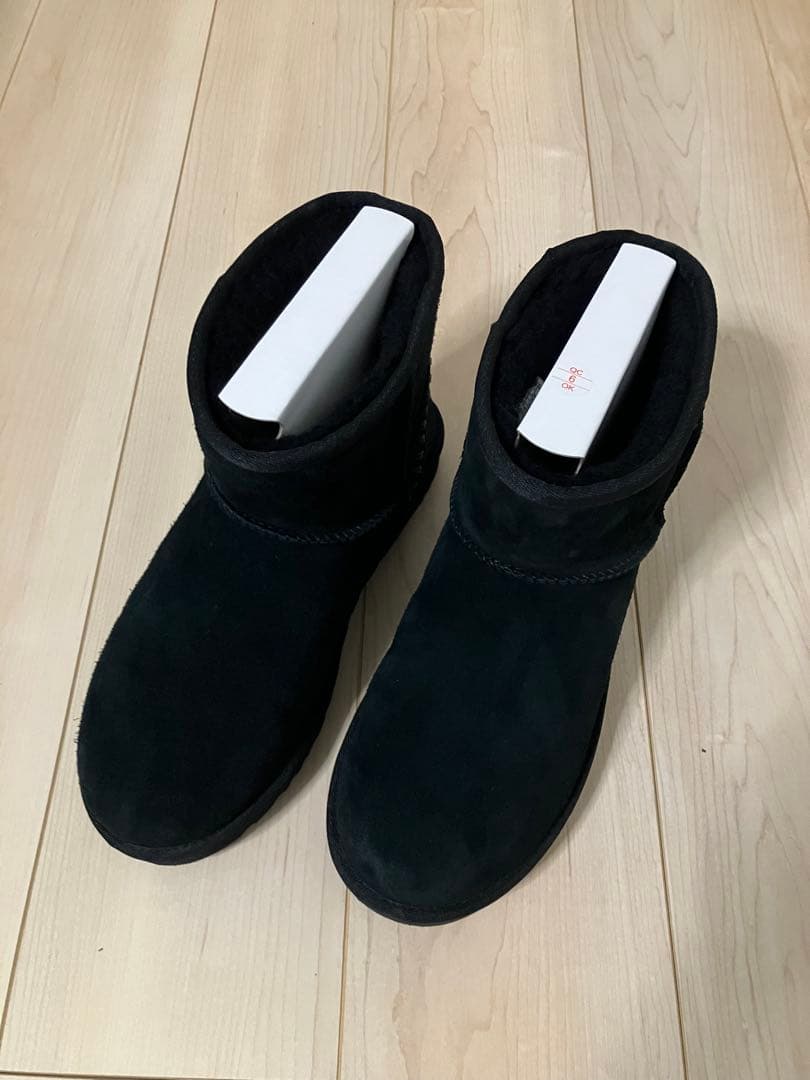 【ao】UGG ブラック ムートンブーツ