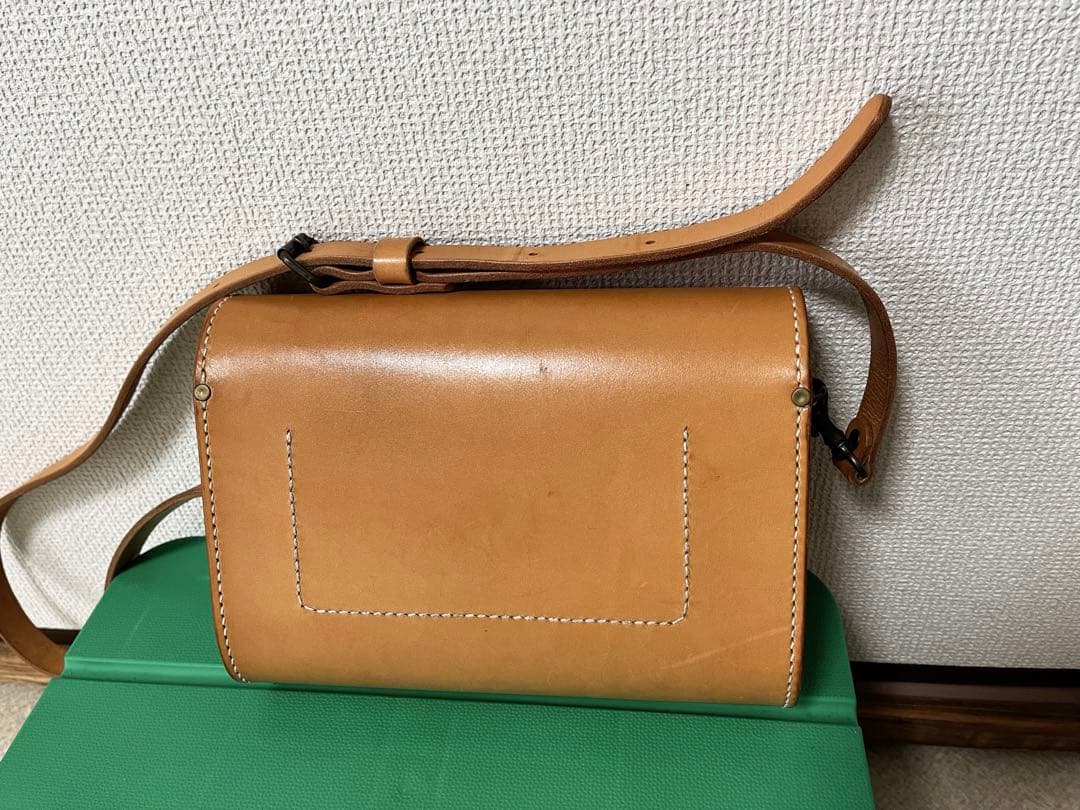 本革レザーショルダーバッグ