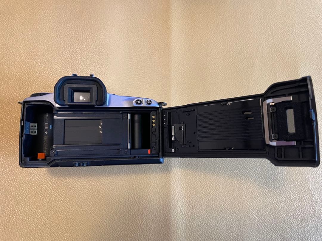 Canon EOS kiss3　一眼レフ フィルムカメラ