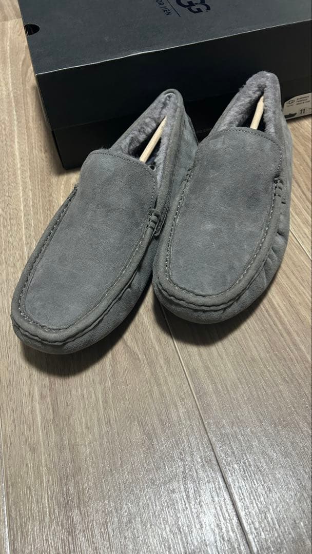 正規品 UGG アグ グレー モカシン M HENRICK TWINFACE