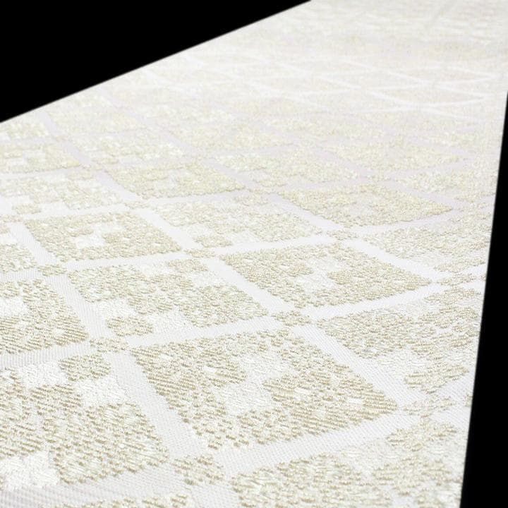 【三越】お誂え　上品に華やぐ【有職文様】　～幸菱・さいわいびし～　美品の袋帯です