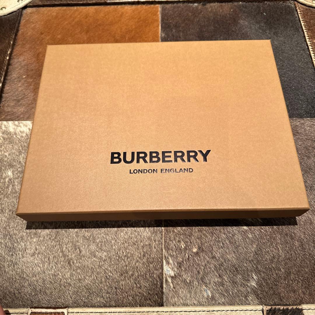 新品　未使用　BURBERRYチェックトリムコットンスリーピース ベイビー