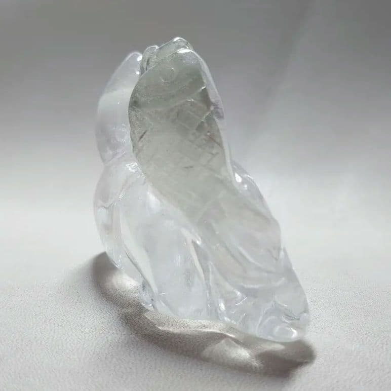 手彫り！貴重　水晶　魚を捕った招きねこ　置物　素敵な逸品