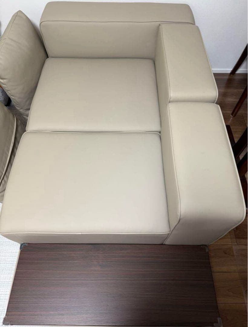 高級 合成皮革 2人掛けソファ クッション4個付き モジュール式 美品