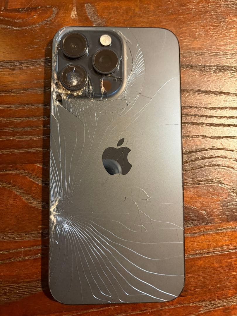 iPhone15 プロマックス アップル