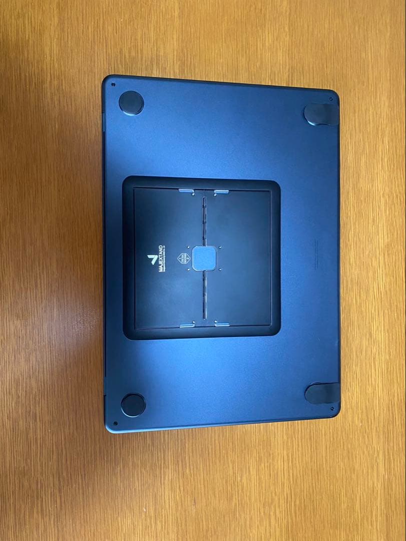 Apple M3 MacBook Air 13インチ / SSD 256GB