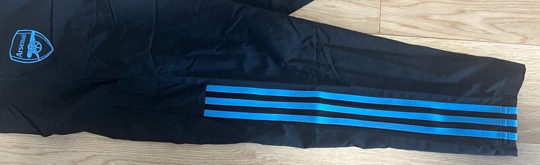 adidas アーセナル　トラックスーツ、プレゼンテーションジャケット、パンツ