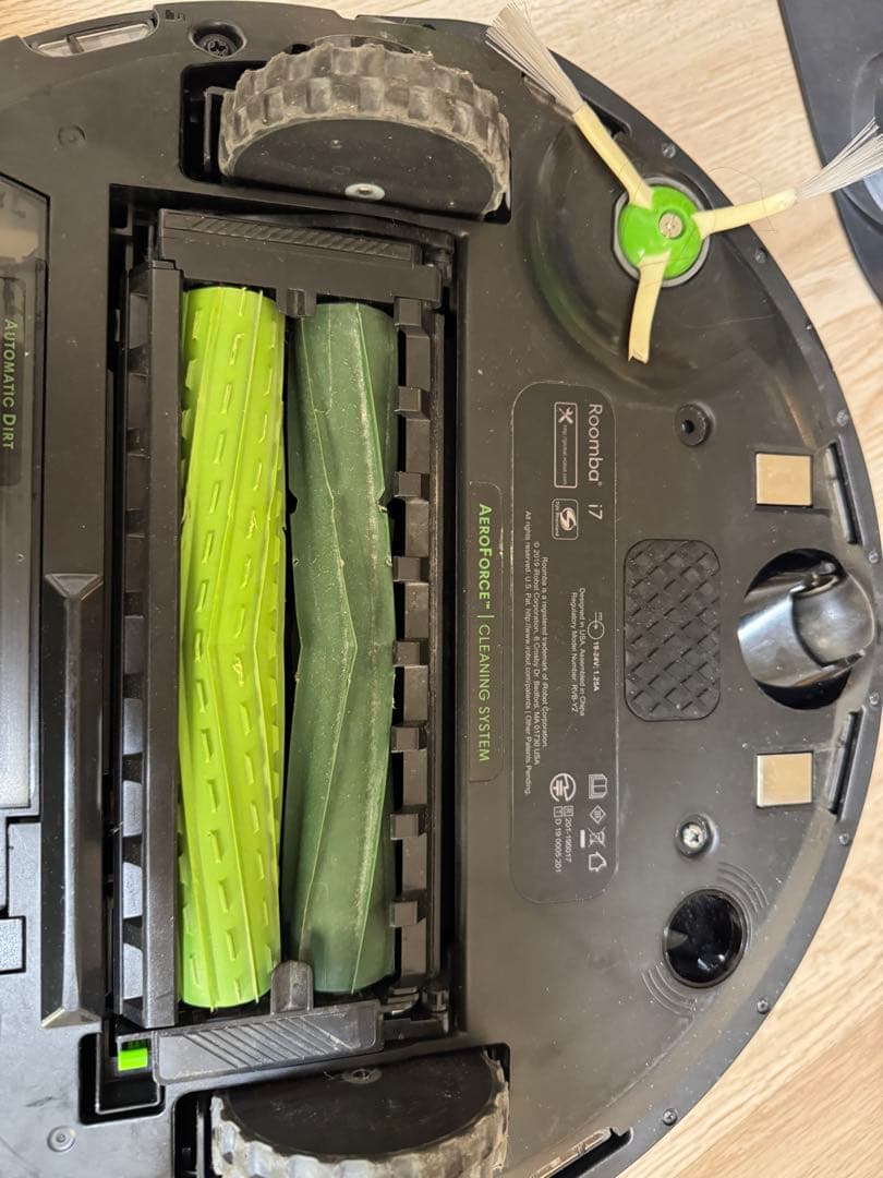 iRobot Roomba i7自動充電スタンド付き