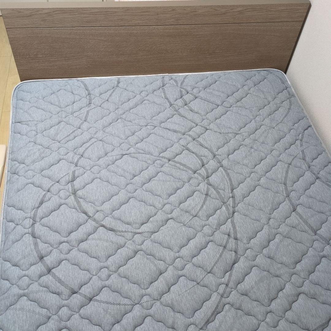 シモンズ ベッドマットレス　美品