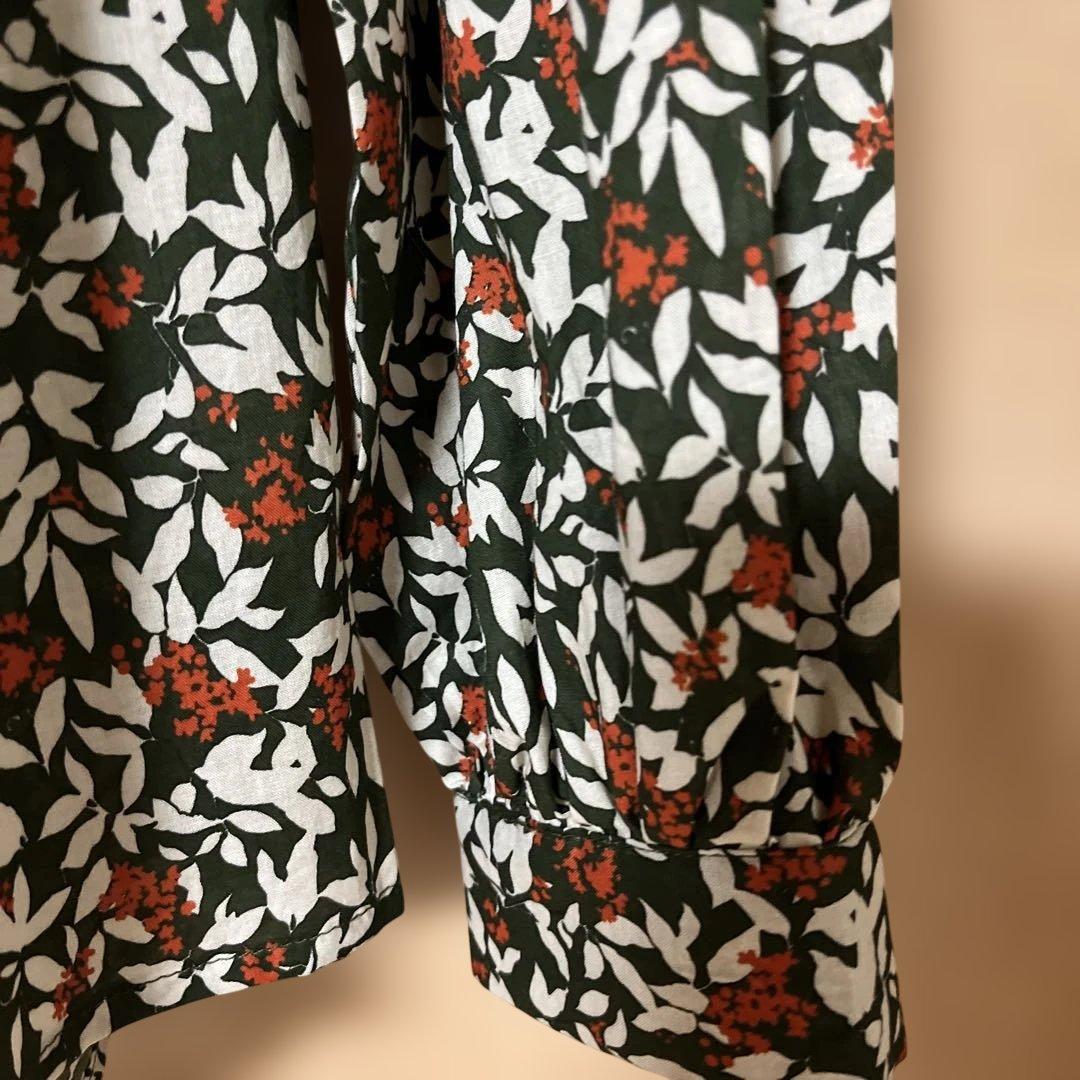 1月18日で終了します。ポンディシャロン　ブラウス