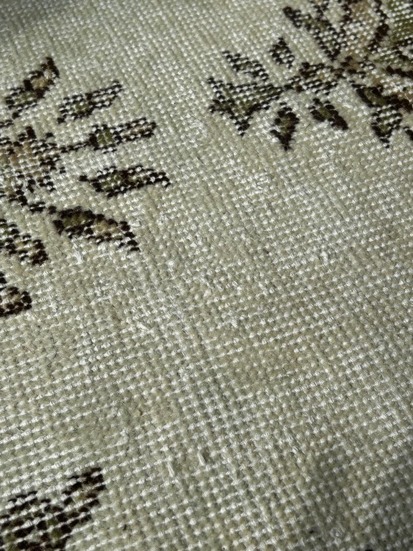 ボタニカル メダリオン　モスグリーン トルコラグ ヴィンテージラグ　雅姫さん