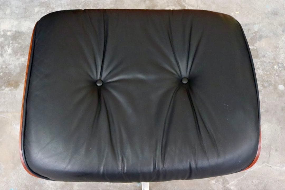 GMIK335○チャールズ&レイ・イームズ オットマン フットスツール レザー