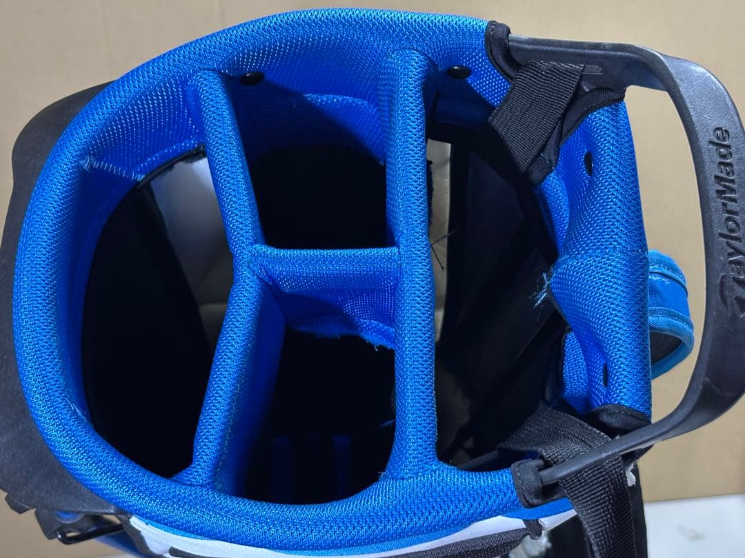 中古品　テーラーメイド　スタンド式　キャディバッグ　ブルー/ホワイト/ブラック