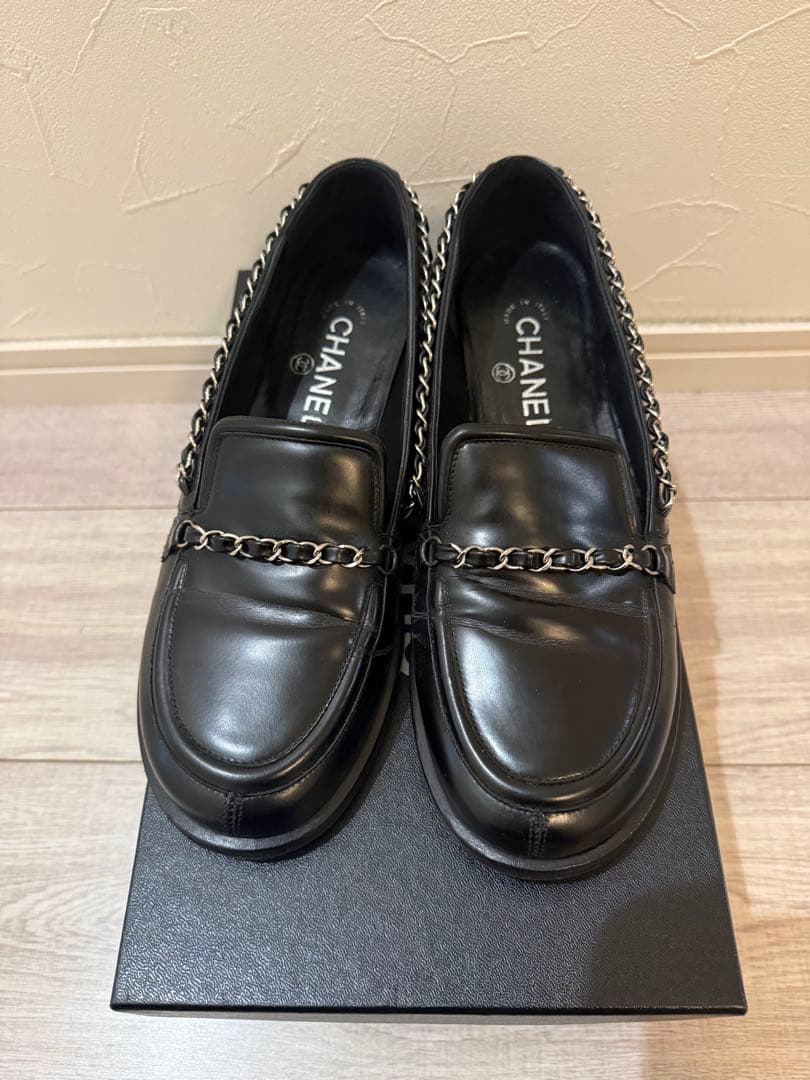 i*o様 CHANEL シャネル　チェーン　ローファー　ブラック