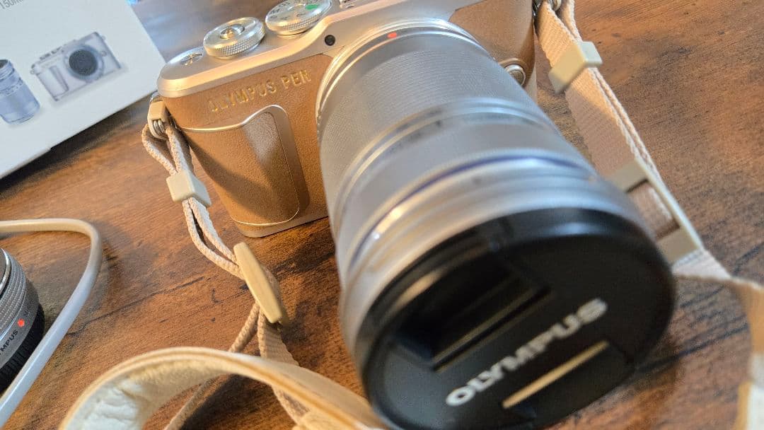 OLYMPUS E-PL9 ミラーレス一眼カメラ