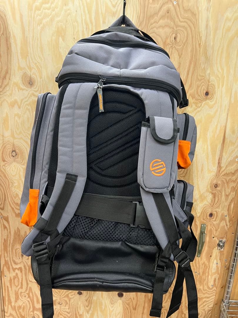 SANTA CRUZ スケートボード リュック