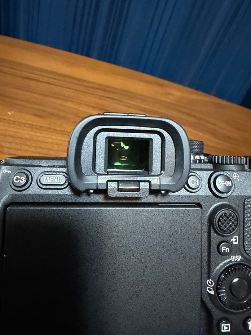 【ゆう】SONY α7IV アルファ7IV ミラーレス一眼 ボディ本体