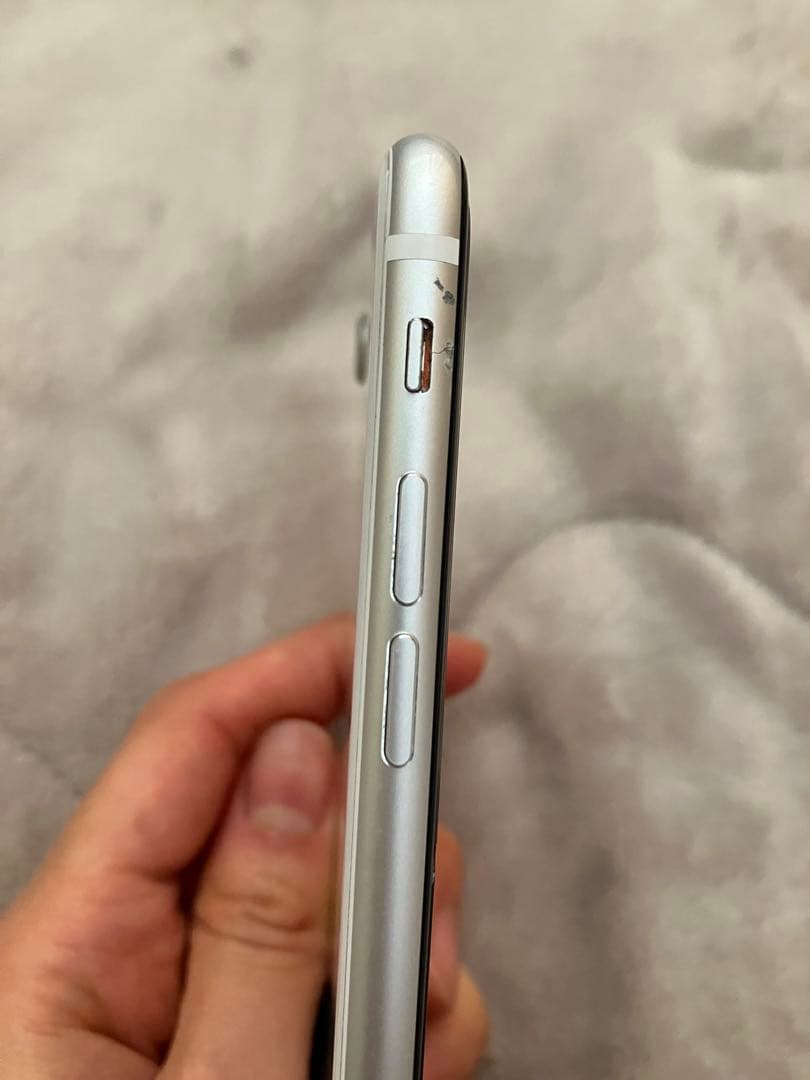 iPhoneSE 第二世代 本体　箱付き　128GB