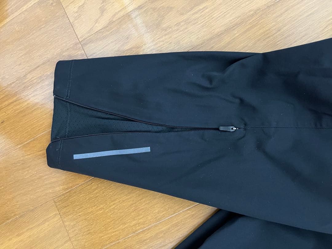 Nike Running Division ブラック