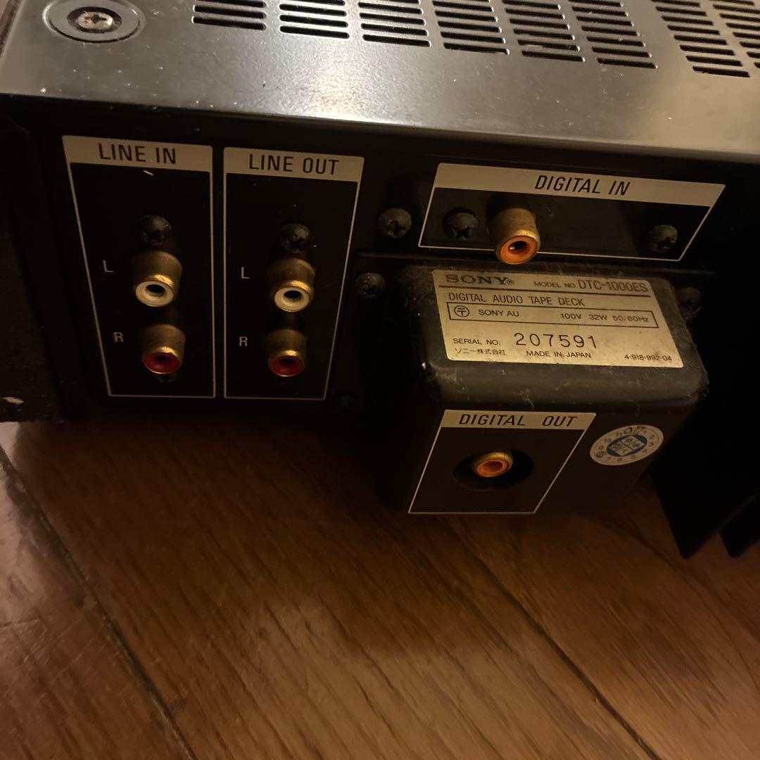 Y*i様 外箱あり！SONY DATデッキdtc-1000es ジャンク　汎用？