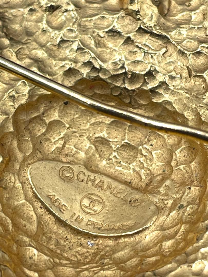 CHANEL シャネル　ライオンモチーフ ゴールドブローチ　ヴィンテージ
